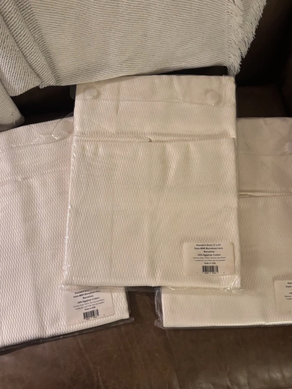 Set of 3 Matouk Standard shams geometric pattern pique fabric in Ivory Barcelona - Picture 2 of 4